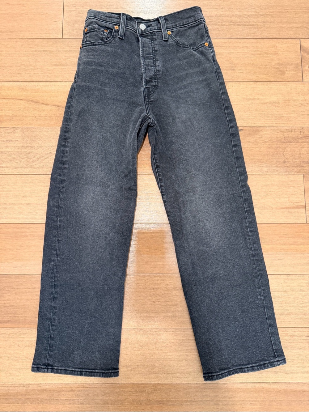Levi's Women's Ribcage Straight Ankle Washed Black